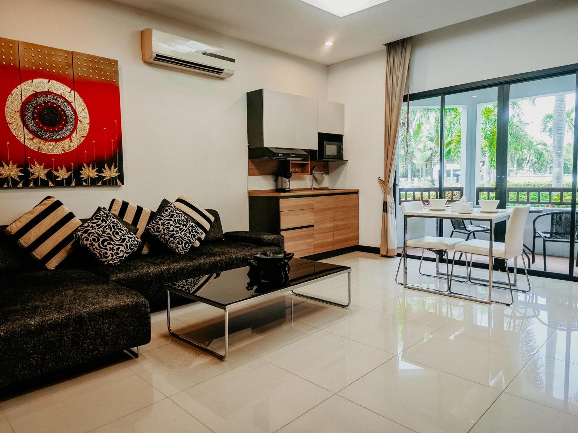 Rawai Grand House -Sha Plus Екстериор снимка
