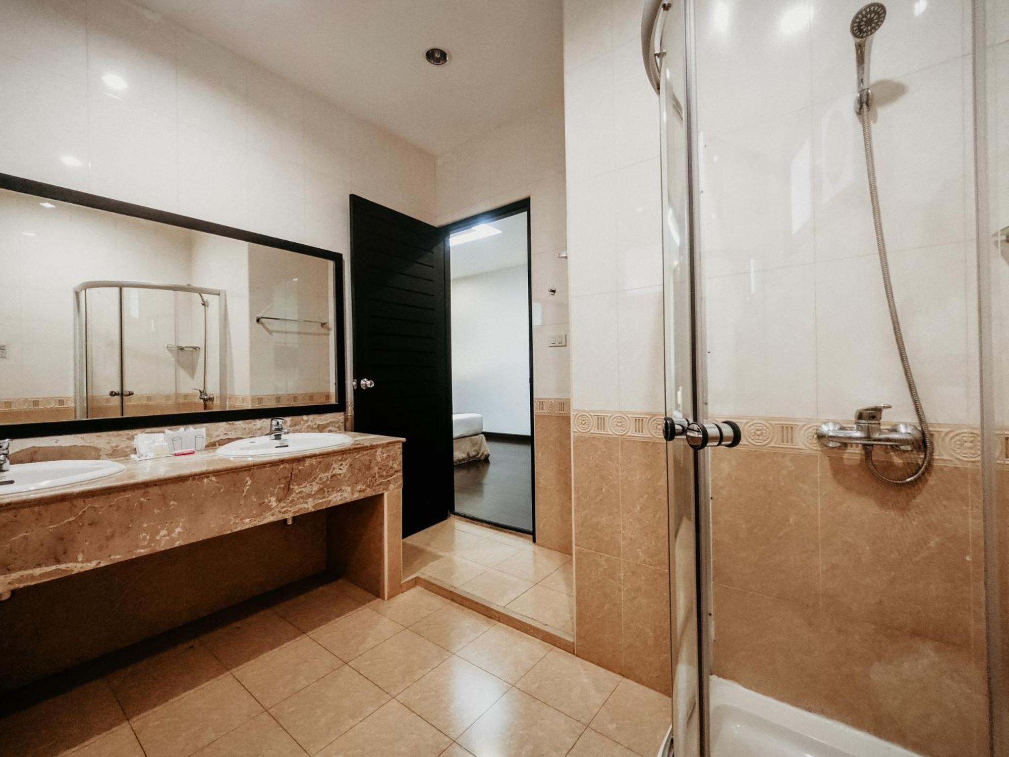 Rawai Grand House -Sha Plus Екстериор снимка