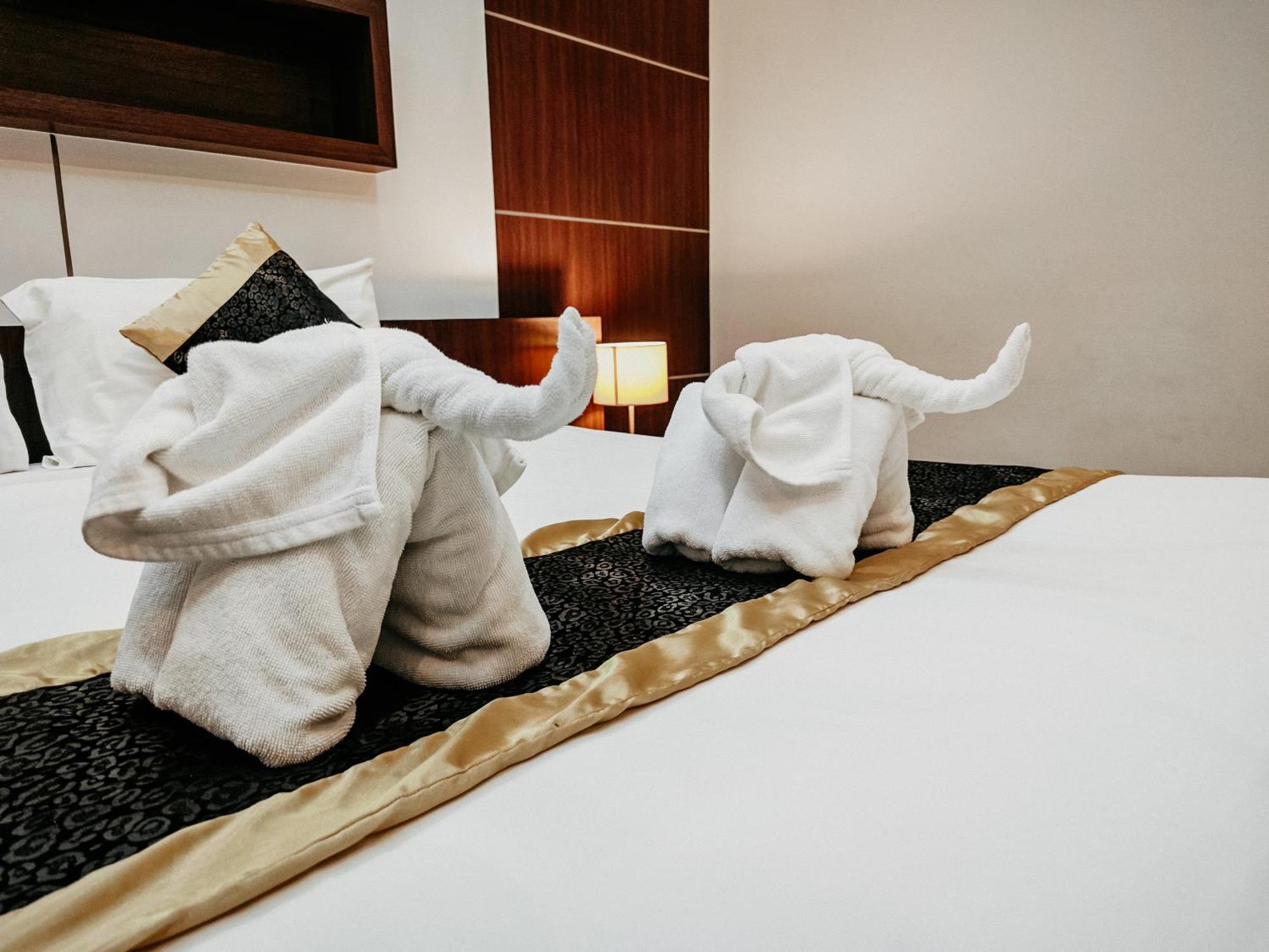 Rawai Grand House -Sha Plus Екстериор снимка