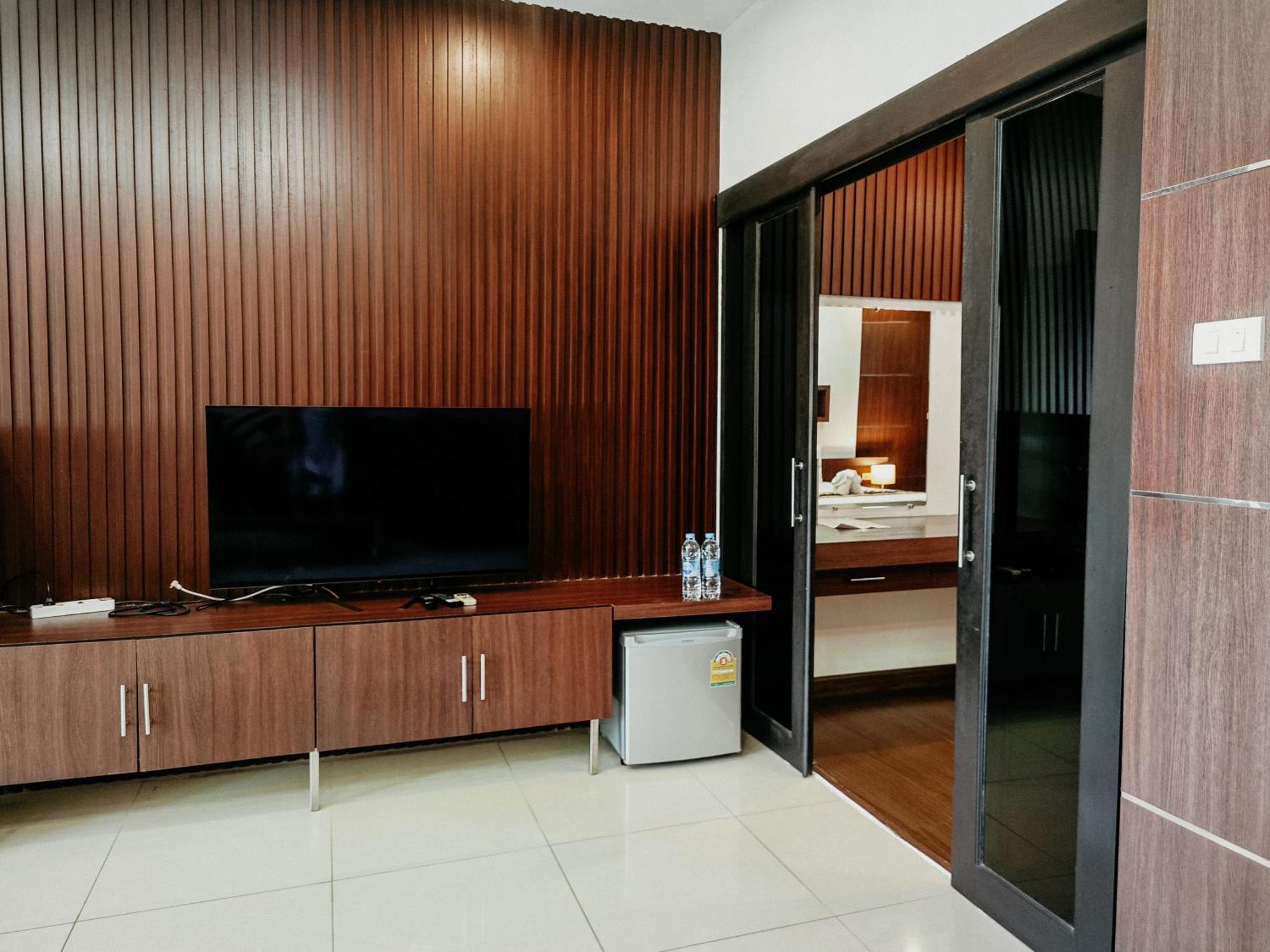 Rawai Grand House -Sha Plus Екстериор снимка