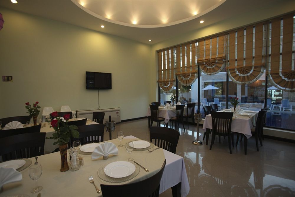 Rawai Grand House -Sha Plus Екстериор снимка